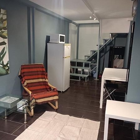Apartment Dipla 2 Atene Esterno foto