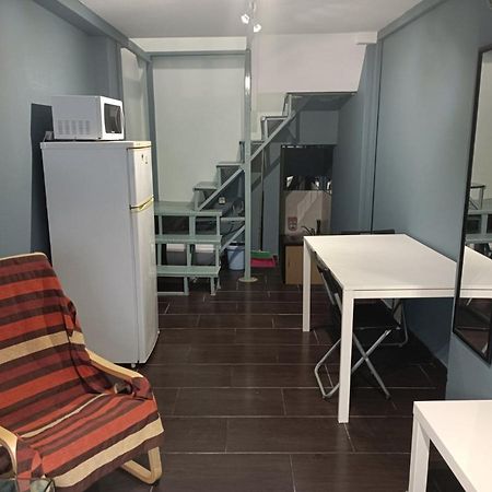 Apartment Dipla 2 Atene Esterno foto